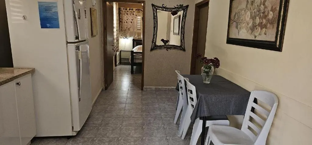 Lodge דביר סוויטות: ג'קוזי כפרי ליד הכנרת Villa Migdal